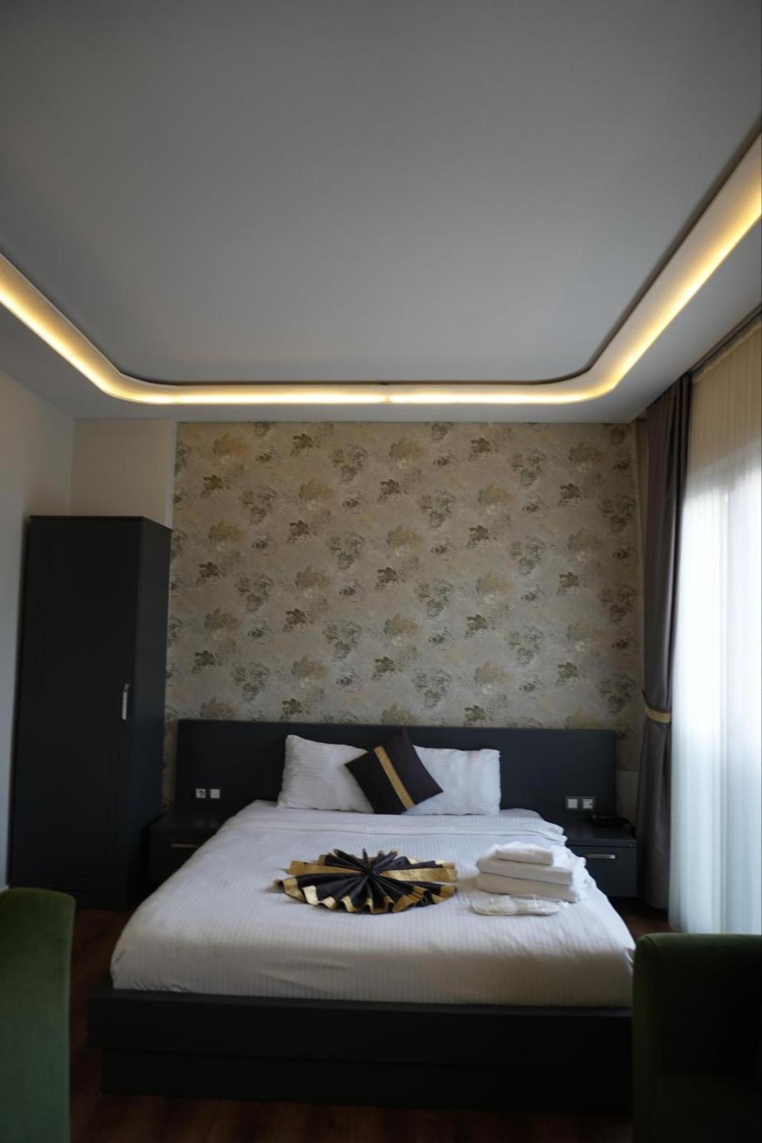 Ortek Hotel Taksim Estambul Exterior foto